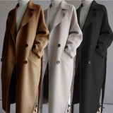 Women's Hepburn style knee length woolen coat